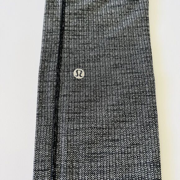 LULULEMON ATHLETICA Knit Heathered Black Speed Up MR Tight 28" Leggings - US 6 - Picture 6 of 9